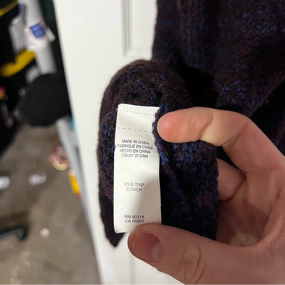 Lucky Brand Crochet Poncho Cardigan Maroon and Blue Size XS/S Wool Open Front - Picture 10 of 12